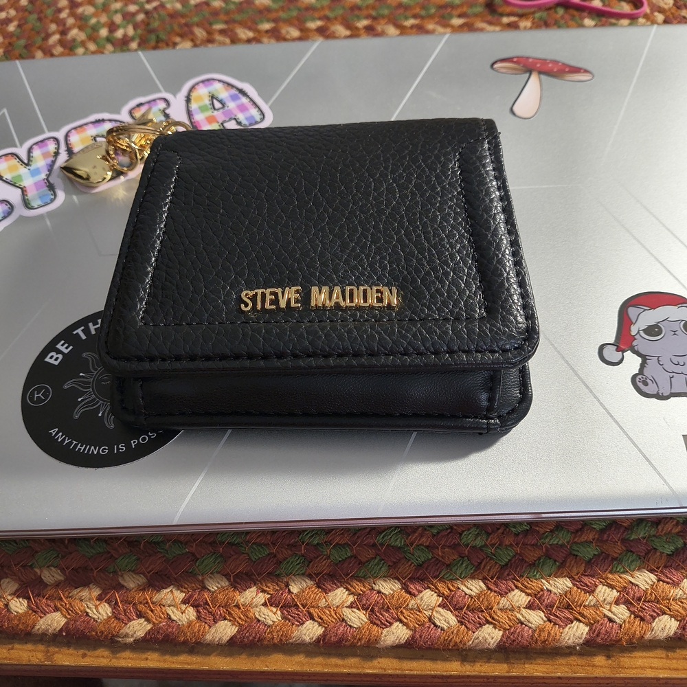 Steve Madden Black Key Holder with Gold Logo